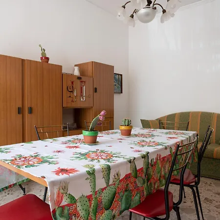 Gardenia Apartment